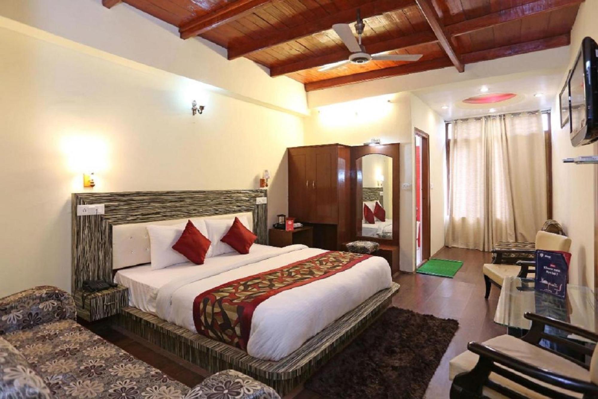 Goroomgo Moon Nainital Near Naini Lake - Parking & Lift Facilities -Hygiene And Spacious Room - Best Seller Екстериор снимка